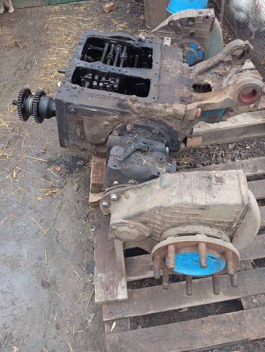 Продам задній мост