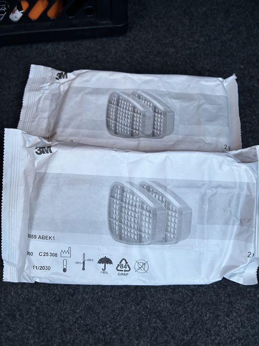 Maska 3M  + filtry 3 kpl.