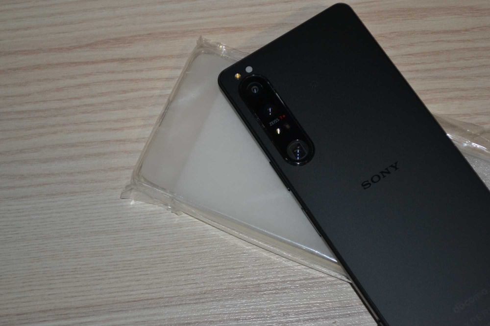 SONY Xperia 1 IV 1.4 - 1 SIM 12/256 120Гц OLED 8gen1 (сони 1 Mark 4)
