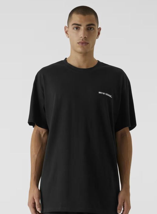 T-shirt czarny z logo Loose Fit 9N1M SENSE. XL