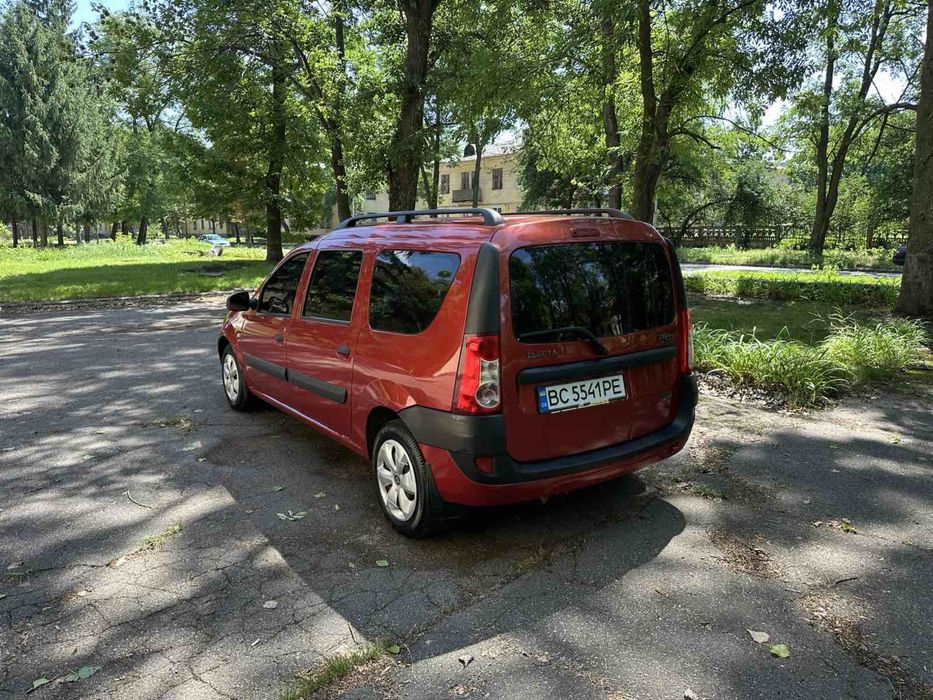 Продам Dacia Logan MCV 2008