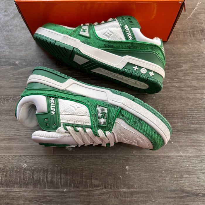 LOUIS VUITTON TRAINER мужские кроссовки белые с зеленым кеды