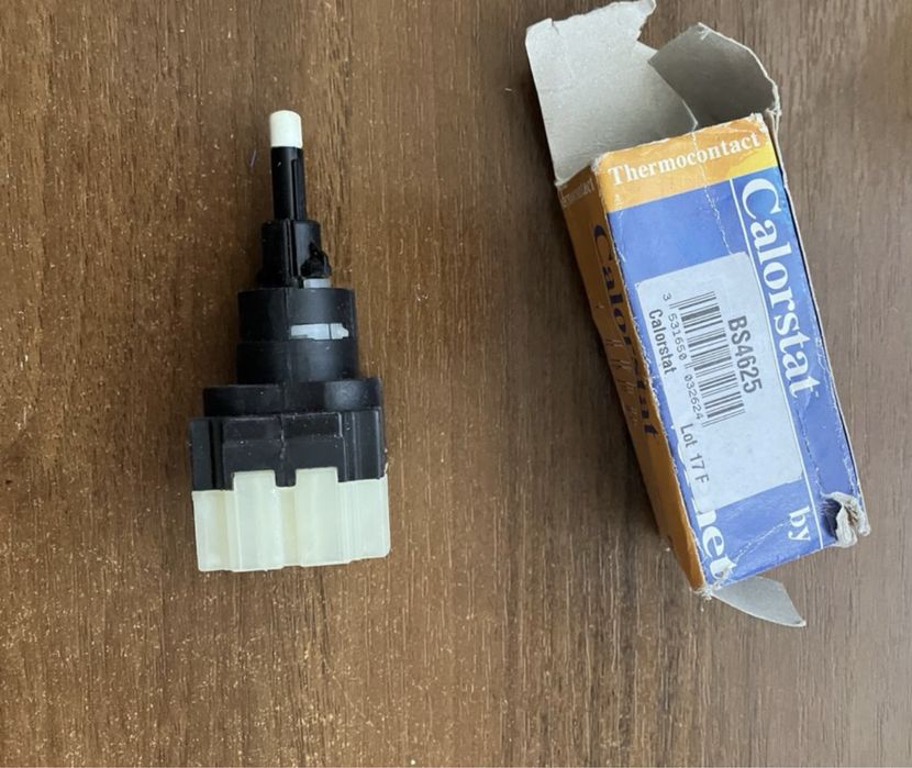 Датчик заднього ходу.BS4625