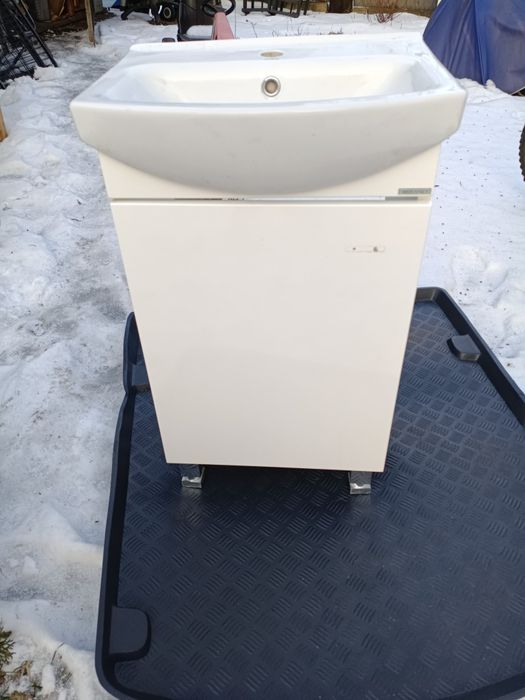 Szafka z umywalką 50/38/84