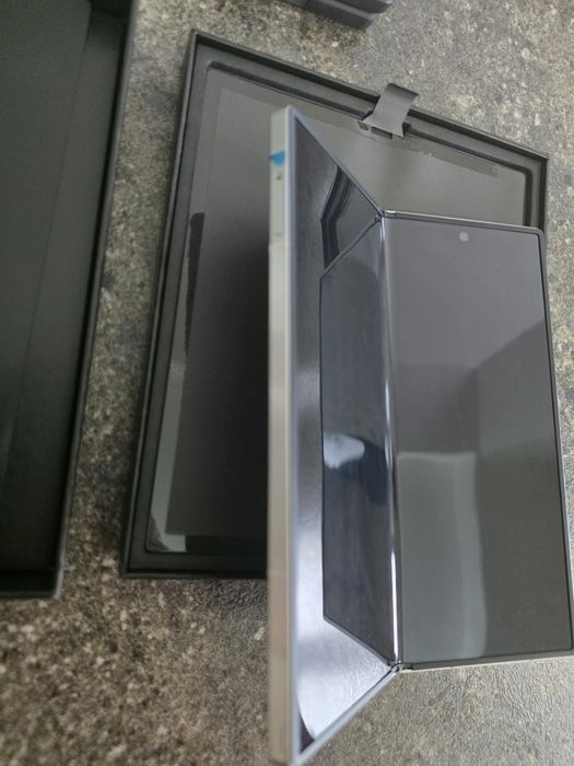 Samsung Z Fold6 12/256 na gwarancji 7 2027