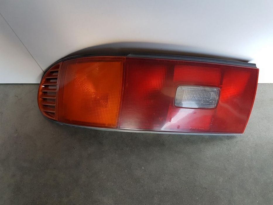 Farolim Toyota Celica 93
