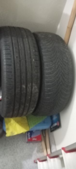 Vendo2  pneus  205 55 r 16  e lampedas led