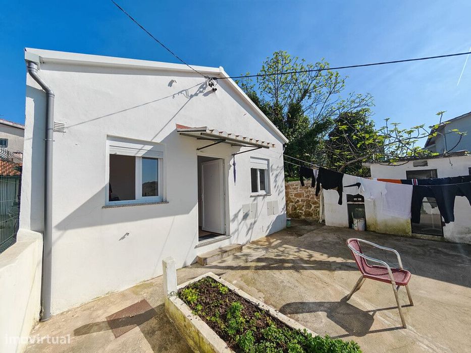 Moradia M2 em zona de  Santa Clara, Coimbra