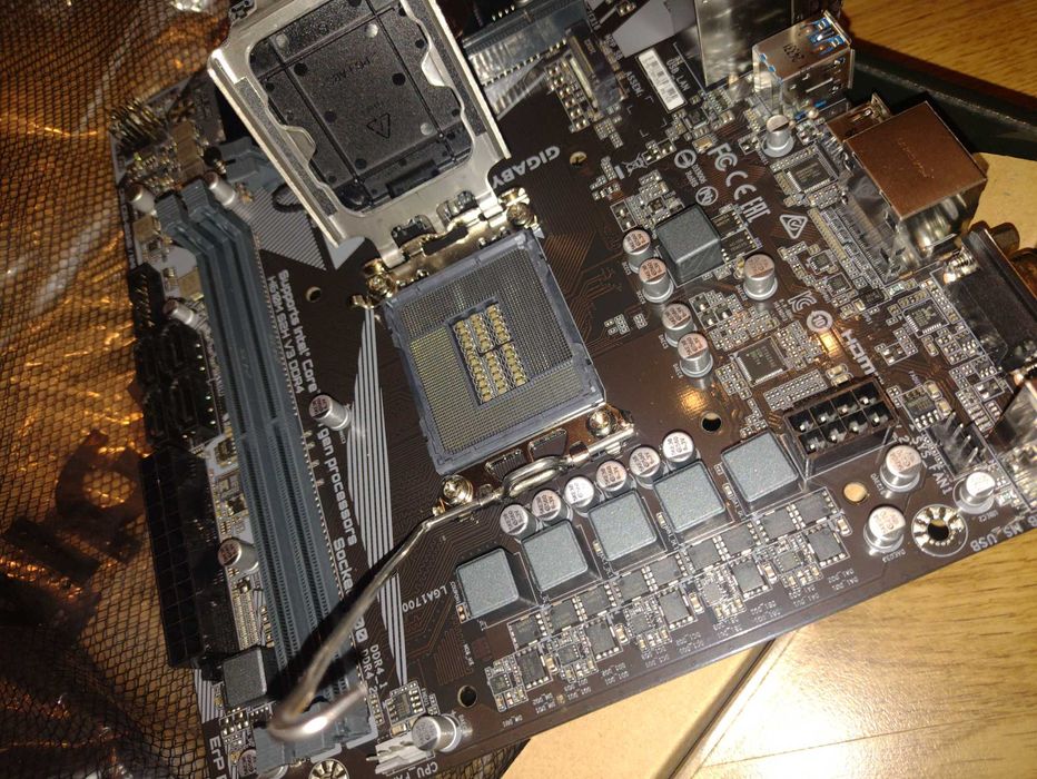 Материнська плата + процесор + оперативна пам'ять НОВА СБОРКА