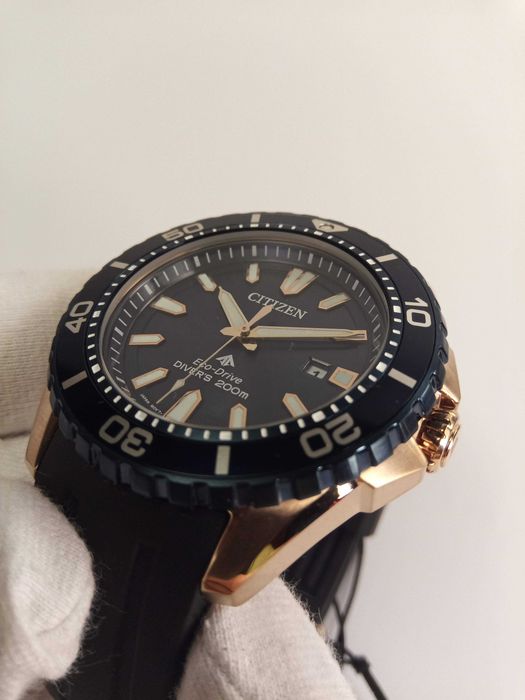 Японские мужские 200м дайверские часы Citizen Eco-Drive BN0196-01L