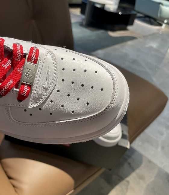 Nike Air Force 1 Low Supreme White R.45