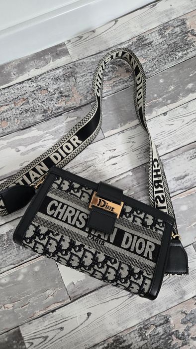 Torebka d*i*o*r listonoszka na ramię cd