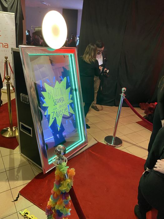 Fotolustro / Fotobudka 65” – KOMPLET EVENTOWY – GOTOWE DO PRACY