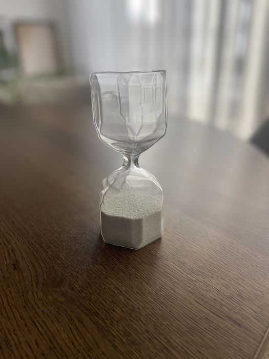 Ampulheta Ikea nova