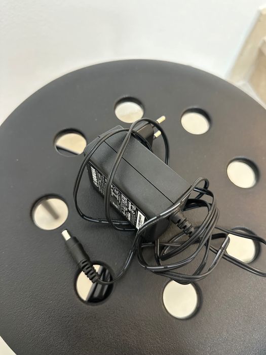 Yamaha Piano Digital (piaggero NP-12) + Stand