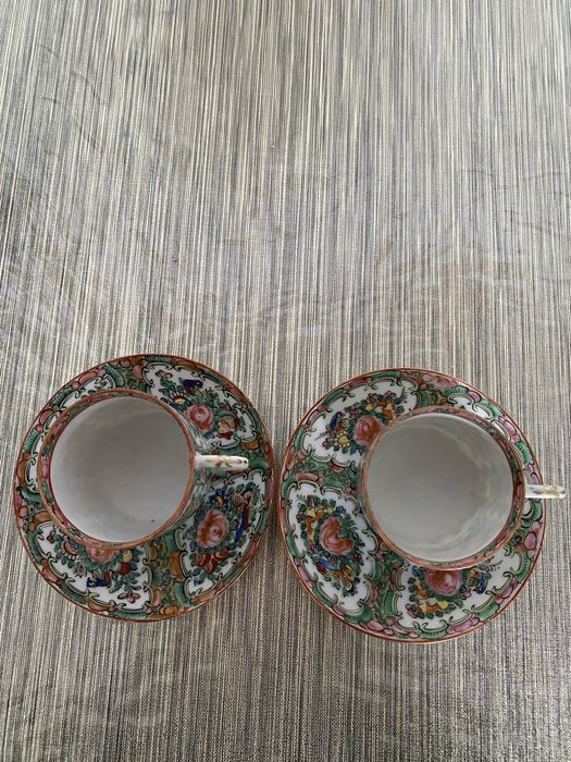 2Chávenas de Café com pires Porcelana da China