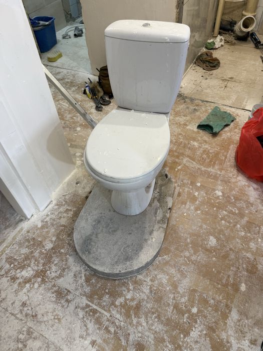 Туалет для будівельників сантехніка