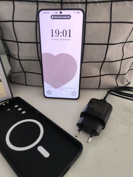 Samsung Galaxy S21 plus