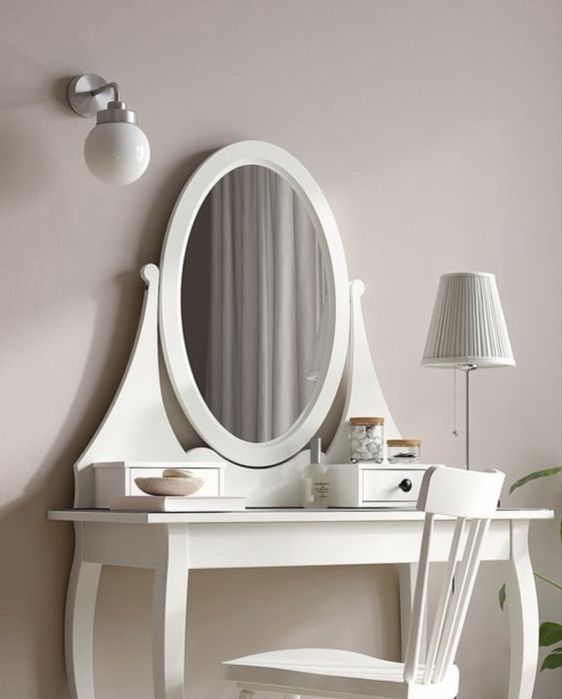 IKEA HEMNES toucador com espelho e banco
