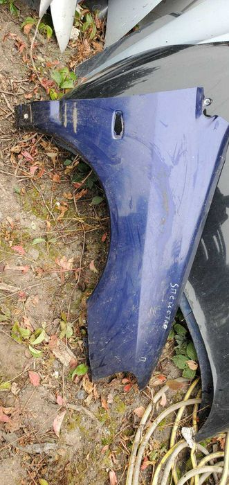 Крило переднє праве MR392370 Mitsubishi Space Star