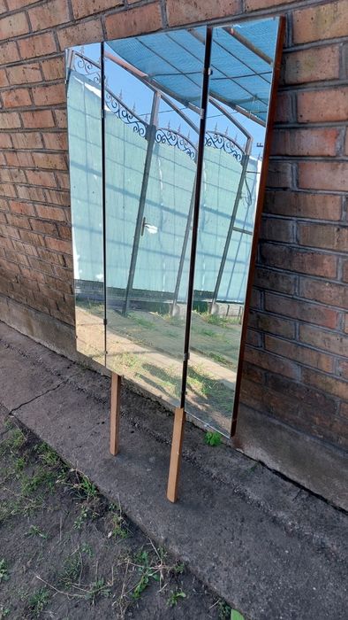 Зеркала от гарнитура верхняя часть