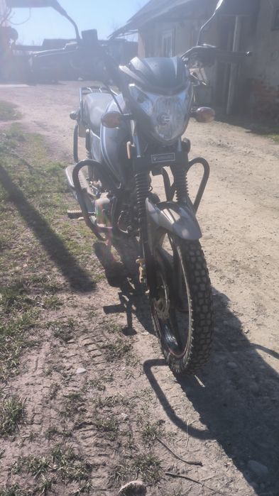 Продам мотоцикл спарк 125