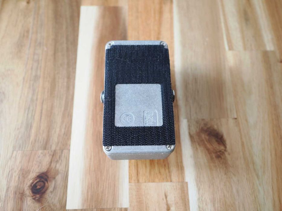 Electro Harmonix Neo Mistress Nano - flanger od EHX