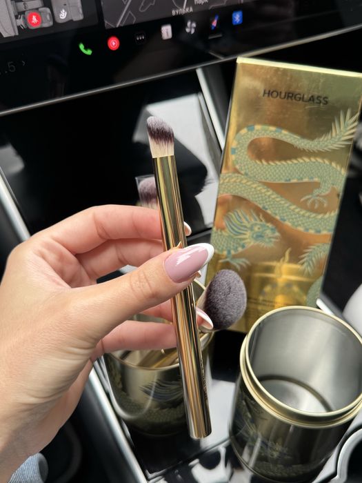 Лімотований набір пензликів Hourglass