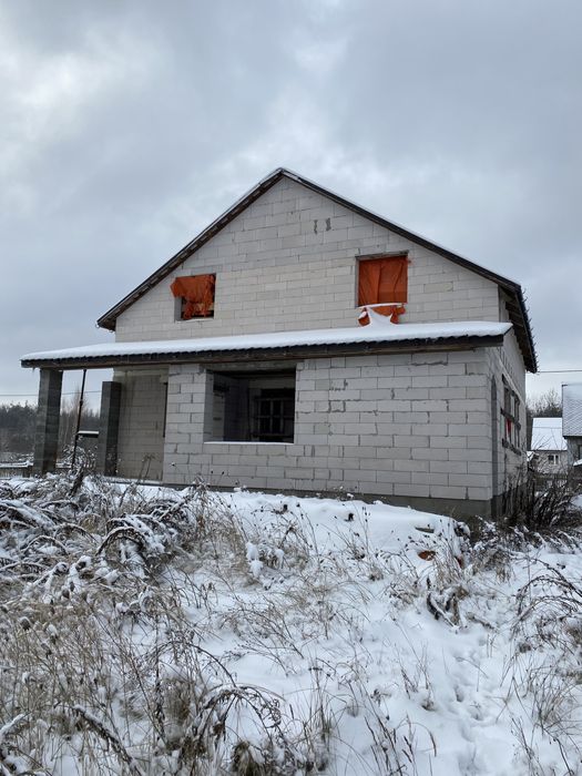 Продається незавершене будівництво