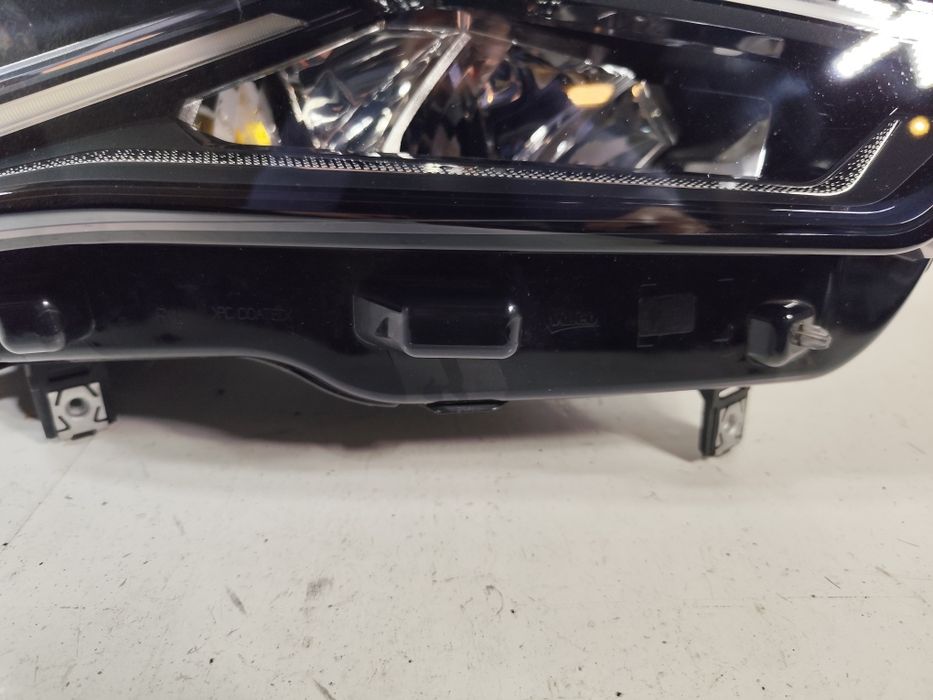 Seat Tarraco 5FJ 18- Prawy Przód Prawa Lampa Full LED Ładna EU Oryg WL