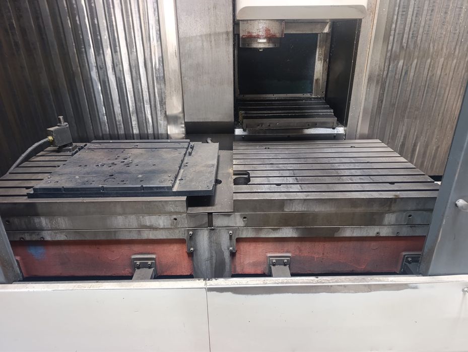 Frezarka Mazak Vtc 300 c  mazatrol 640 duza powierzchnia obrobcza