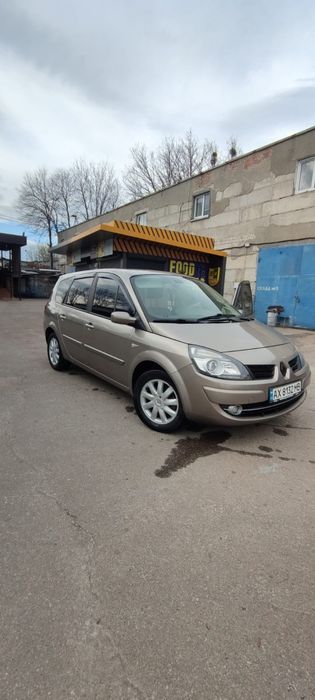 Продам Рено Сценик 2,дизель 1.5 2009 года