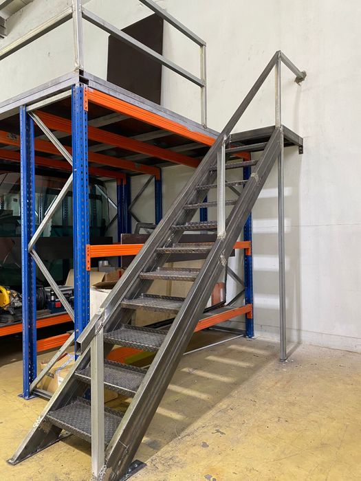 Todo tipo de trabalhos de serralharia