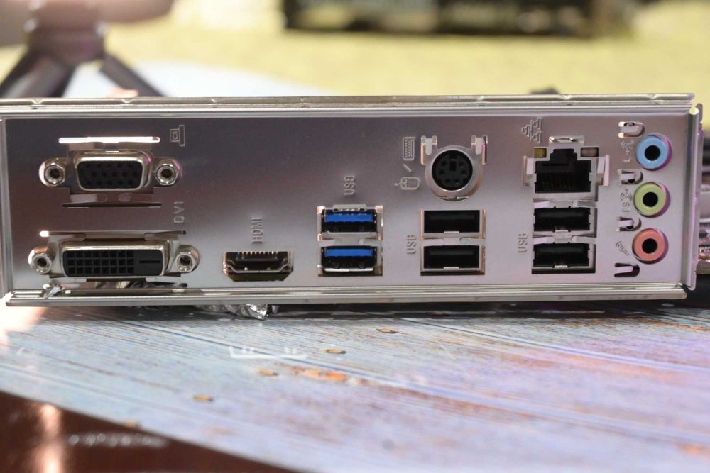 Motherboard MSI H410M Pro – Excelente estado