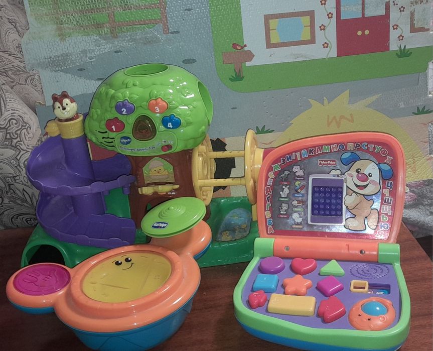 Музична розвиваюча іграшка - комп'ютер на укр. мові фішер прайс чіко