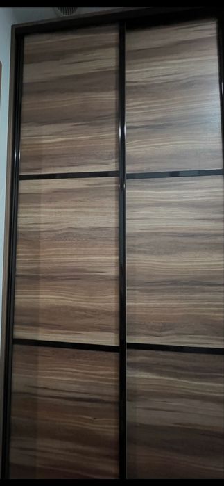 Szafa przesuwna 110cm + komoda