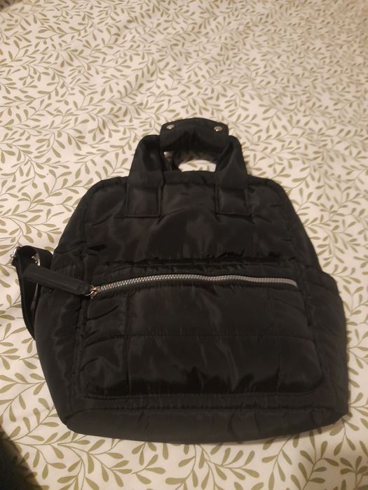 Mochila preta da Primark