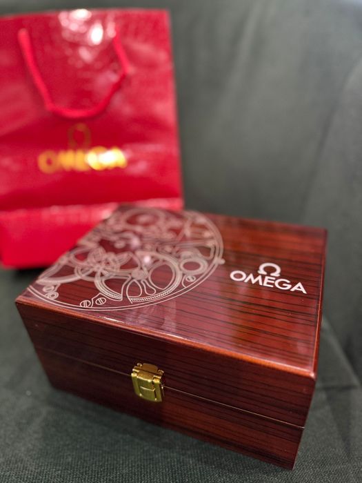Годинник omega unisex