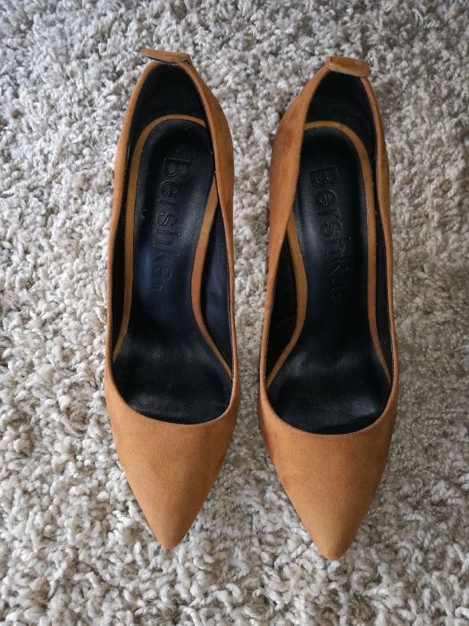 Sapatos nº37 praticamente novos