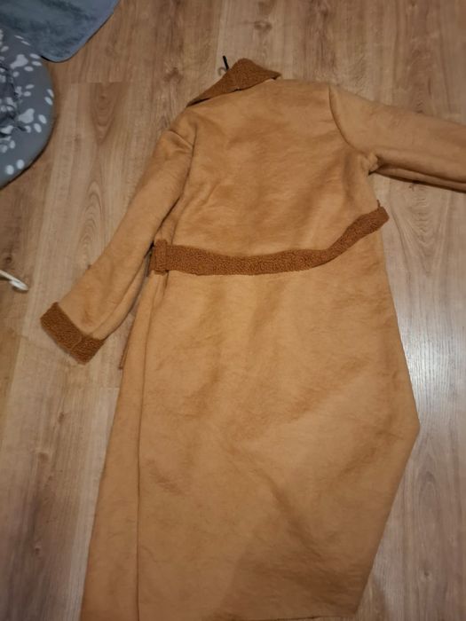 Piękny kożuszek rozmiar M/XL made in italy