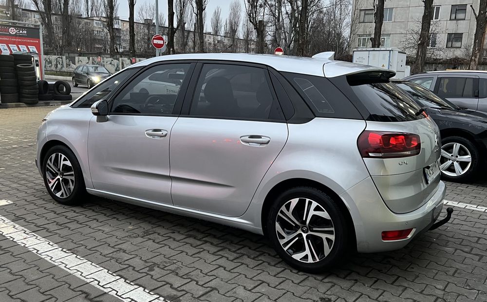 Автомобіль Citroen C4 Picasso