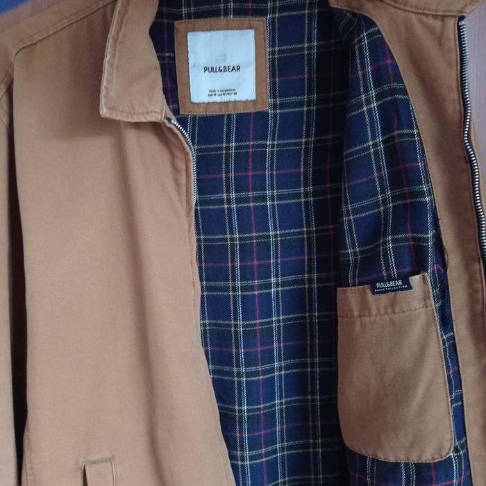 Kurtka typu bomberka Pull & Bear