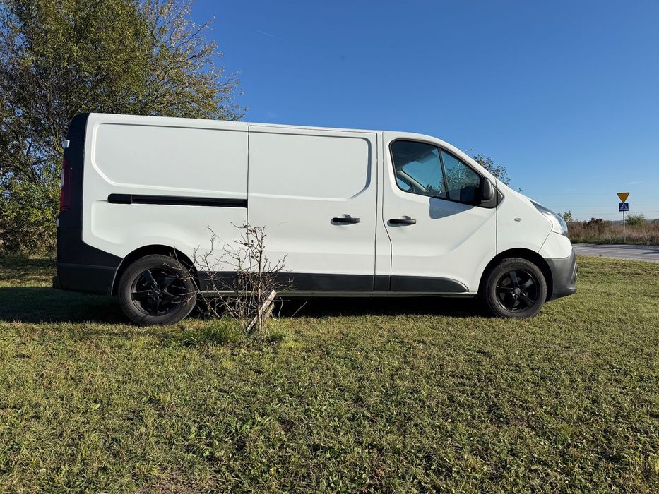 Renault Trafic Furgon  Renault trafic