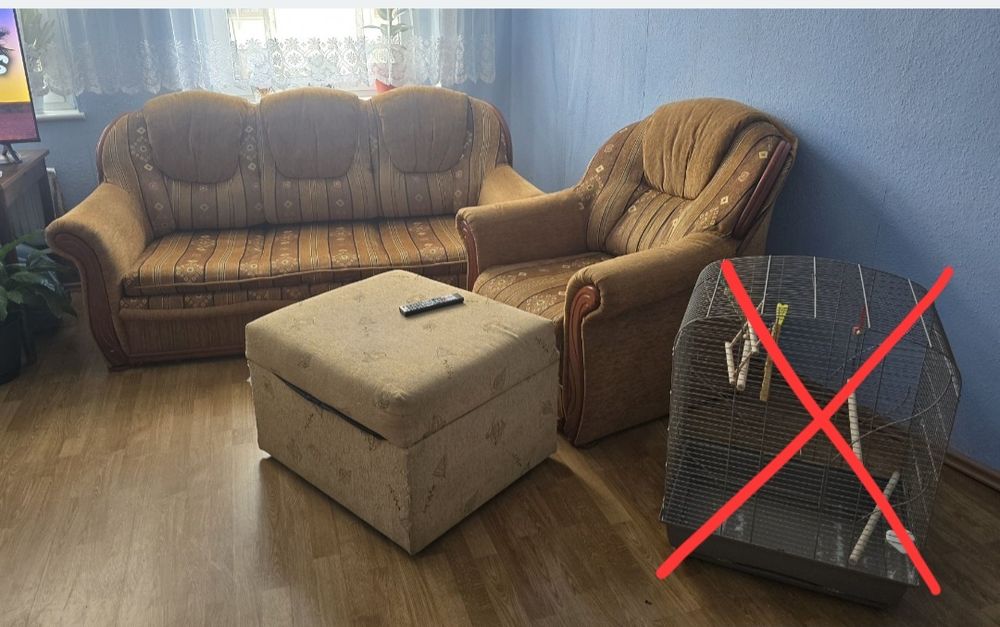 Oddam za darmo komplet wypoczynkowy: kanapa, fotel i pufa.