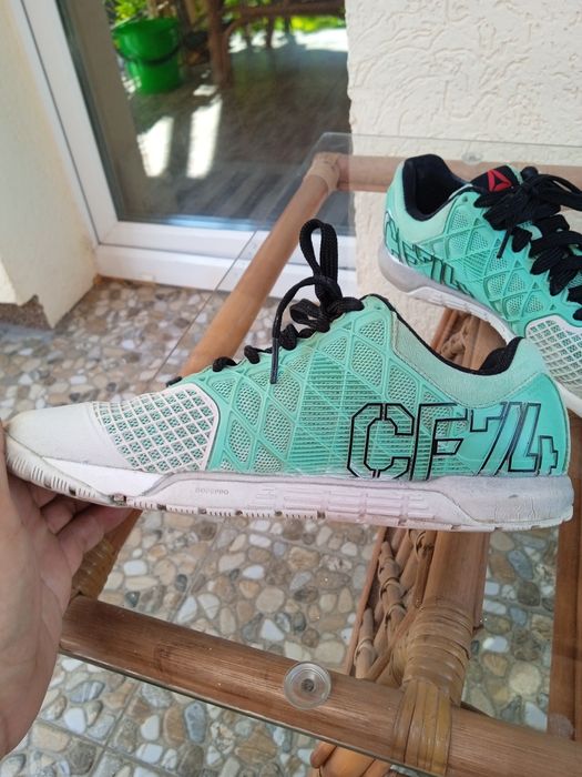 Продам кроссовки Рибок Кроссфит.