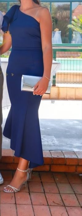 Vestido azul escuro, estilo sereia- S - Usaso 1 vez