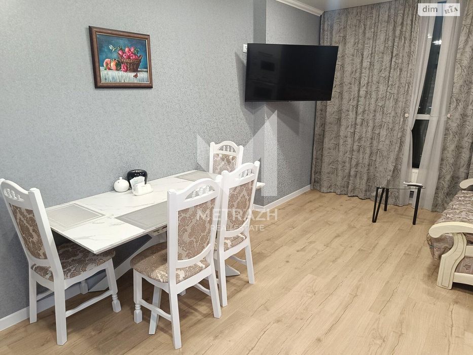 До метро 3 хвилини! 1к квартира 51 м2 у ЖК Лебединий