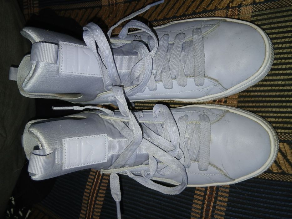 Продам кроссовки Puma