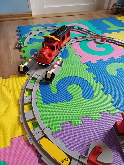 Zestaw Lego duplo Lokomotywa czerwona