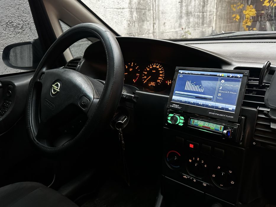 Продам Опель Зафира А